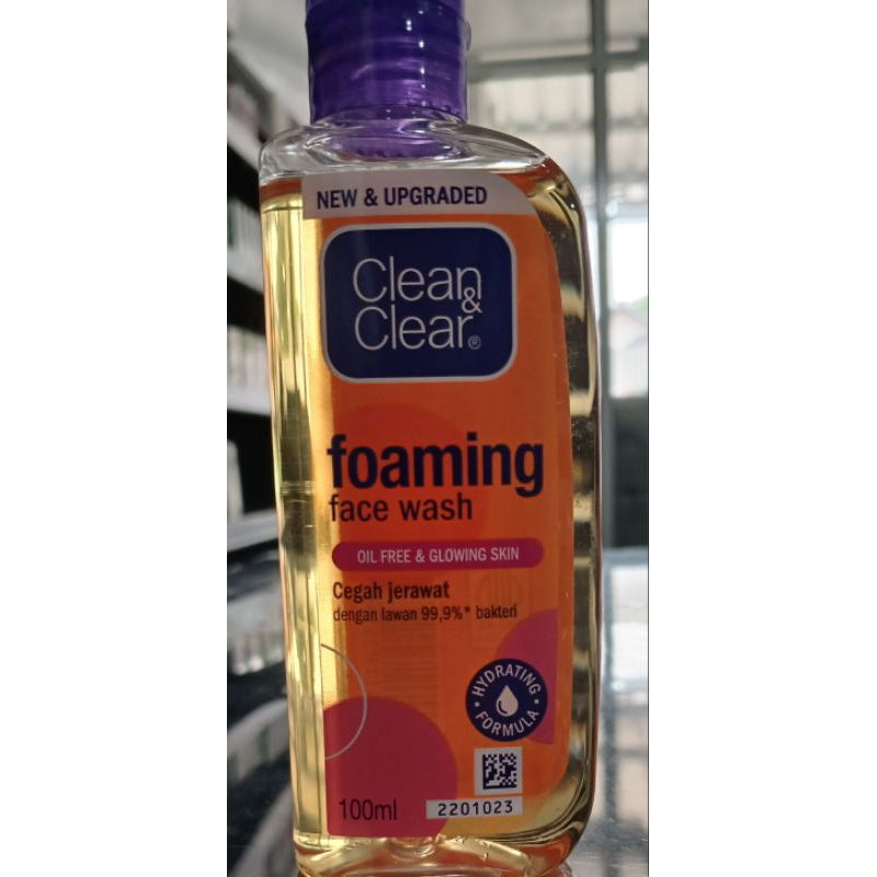 Clean & Clear Fairness Facewash 100ml